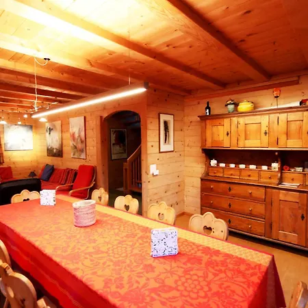 Les Melezes Chalet